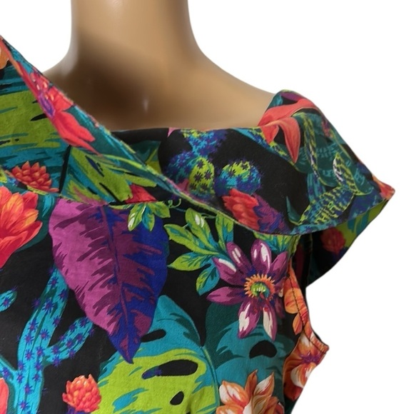 Vintage 80’s swing dress,rockabilly,Hawaii floral,crinoline,PTP 17”,  sz 5. 🇨🇦 - Picture 5 of 16